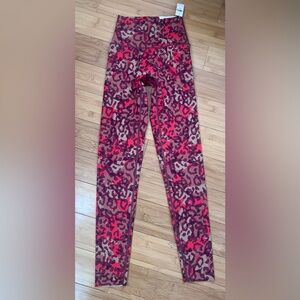Aerie Offline Goals High Rise Leopard Print Leggings 7/8 Size XS NWT